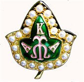 Gold Ivy Badge Pin