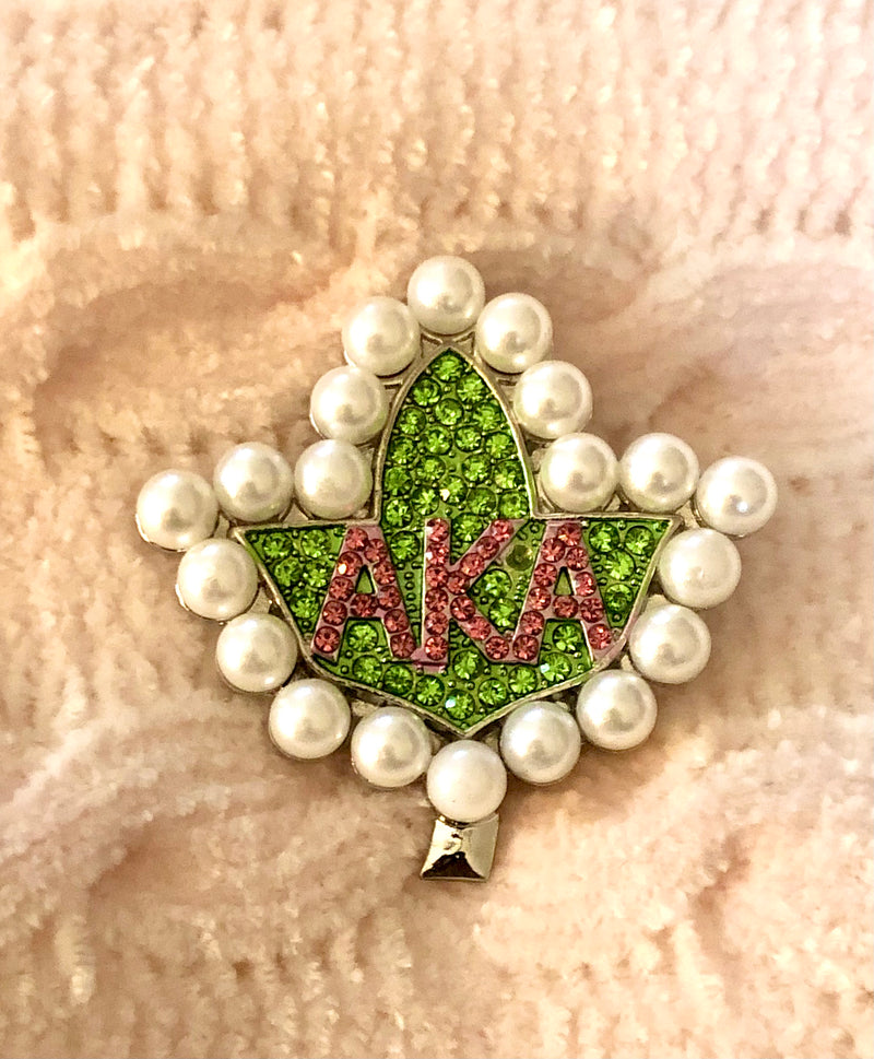 Sparkly Ivy Badge Lapel Pin